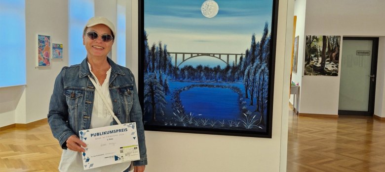 Liane Krüger erreichte mit ihrem Kunstwerk "Strecktalsee" den dritten Platz des Publikumspreises.