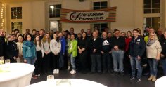 Gruppenbild des Stadtjugendrings beim Neujahrsempfang