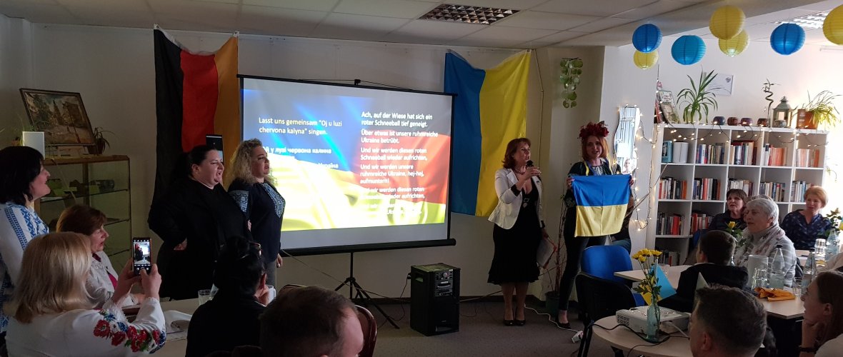 Beim Ukrainischen Abend im Mittendrin Beim Ukrainischen Abend im Mittendrin