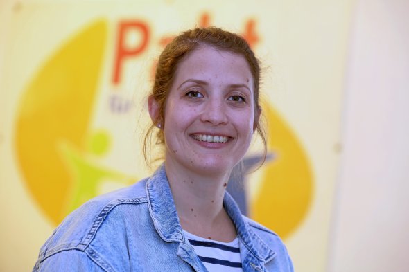 Anna Wölfling Schlagzeilen-Reporterin Anna Wölfling