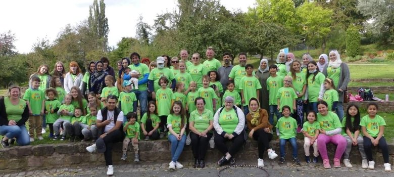 Gruppenbild der Eltern-Kind-Gruppe Gruppenbild der Eltern-Kind-Gruppe