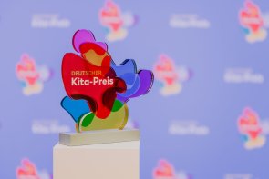 Trophäe des Deutschen Kita-Preises Trophäe des Deutschen Kita-Preises