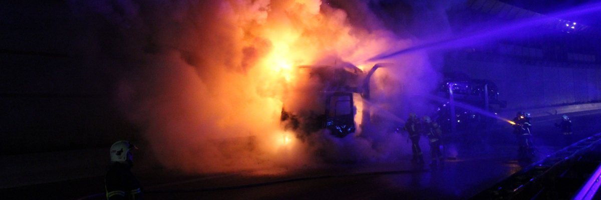 LKW Brand B 10 Löschung des LKW Brands bei der B 10