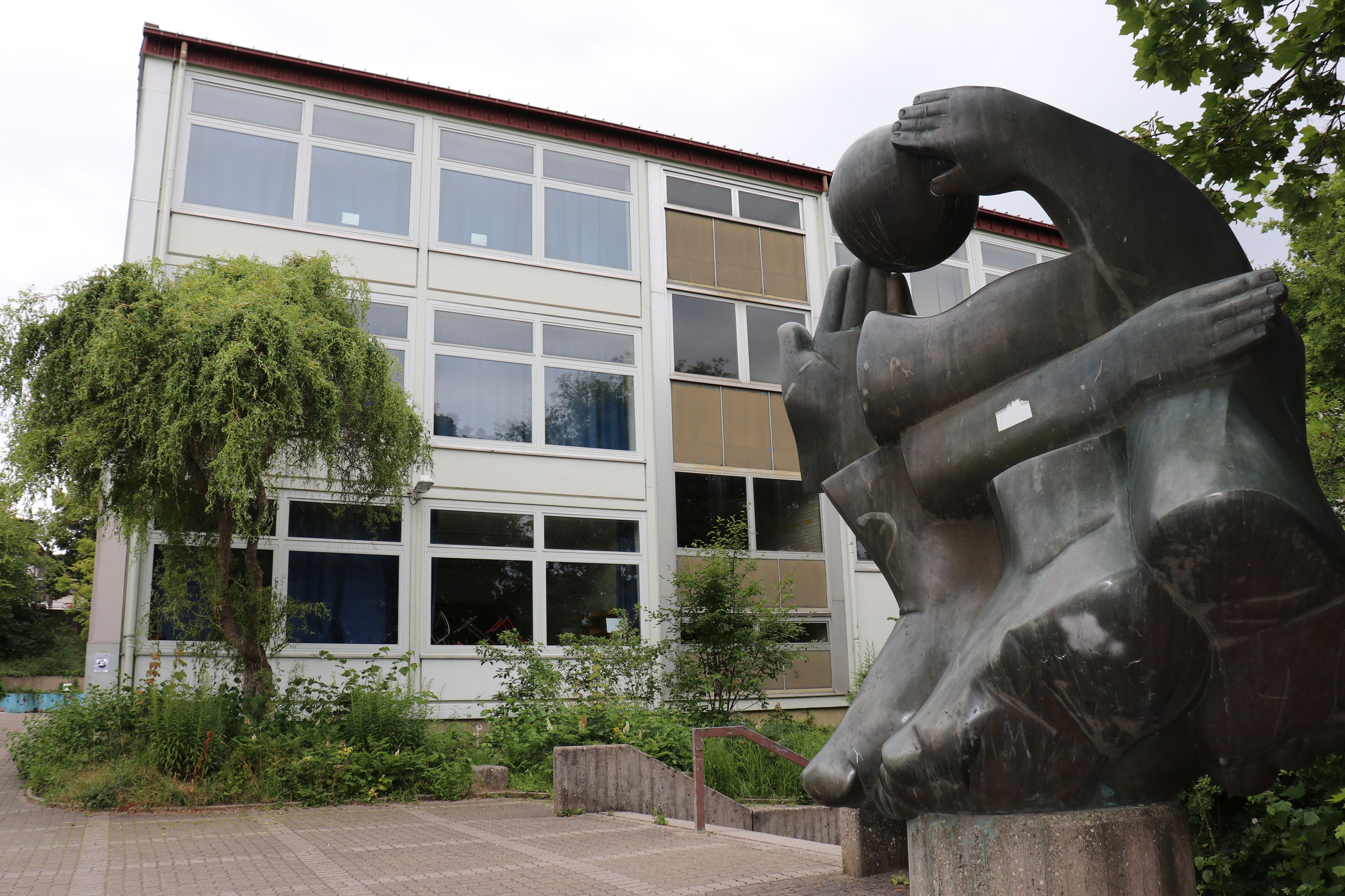 Realschule Plus Kirchberg Realschule Plus Kirchberg Außenansicht