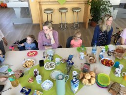 Mutter-Kind-Gruppe p11 Mutter-Kind-Gruppe p11