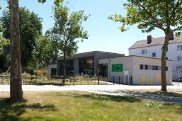 P11 Bürgerzentrum Winzler Viertel P11 Bürgerzentrum Winzler Viertel Gesamte Darstellung des Gebäudes