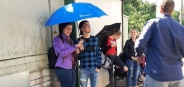Filmdreh Dreh zum Film: Lass andere nicht im Regen stehen