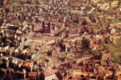 Zerstörung und Wiederaufbau Zerstörung und Wiederaufbau
